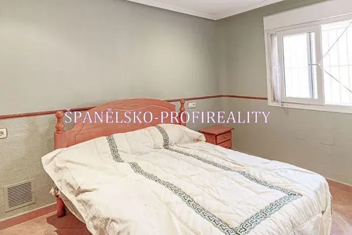 Prodej vily, Torrevieja, Španělsko, 116 m2