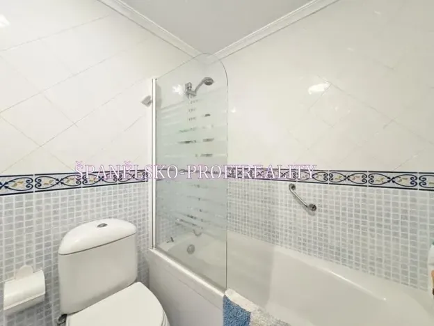 Prodej bytu 4+kk, Torrevieja, Španělsko, 57 m2