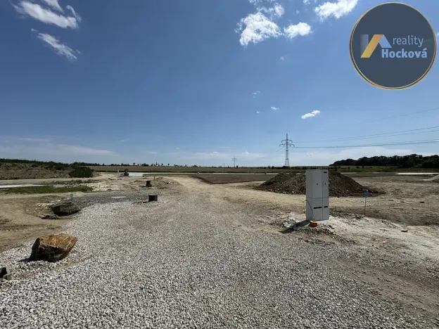 Prodej pozemku pro bydlení, Dolany, 903 m2