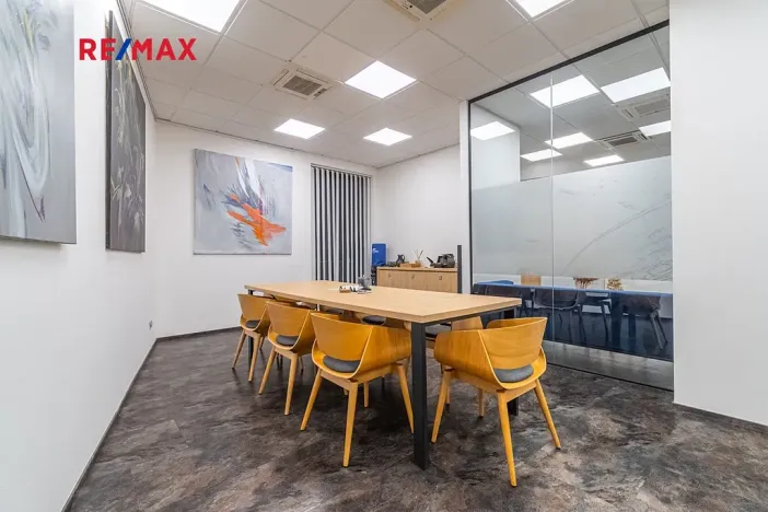 Pronájem kanceláře, Plzeň, Otýlie Beníškové, 81 m2