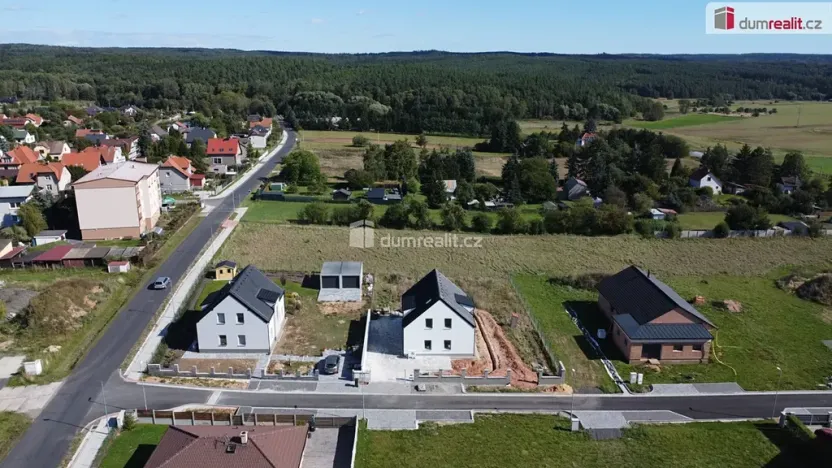 Prodej rodinného domu, Lužná, Jižní, 165 m2
