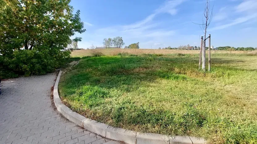 Prodej pozemku pro bydlení, Hrušovany u Brna, Pod Střediskem, 611 m2