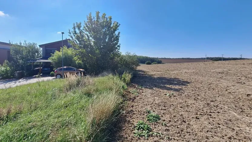 Prodej pozemku pro bydlení, Hrušovany u Brna, Pod Střediskem, 611 m2