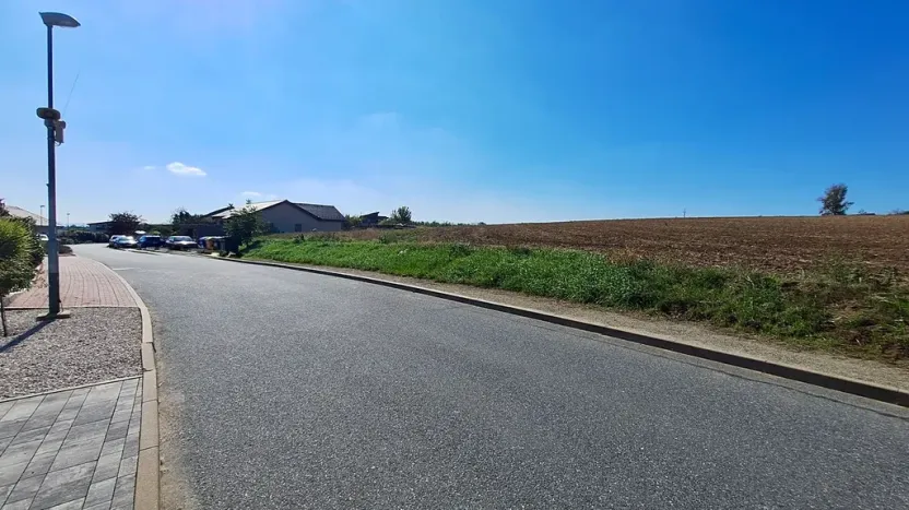 Prodej pozemku pro bydlení, Hrušovany u Brna, Pod Střediskem, 896 m2