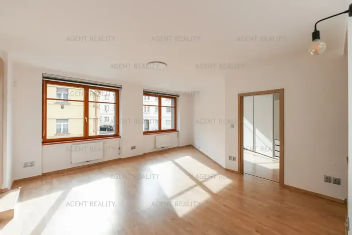 Pronájem bytu 3+kk, Praha - Břevnov, Za Strahovem, 56 m2