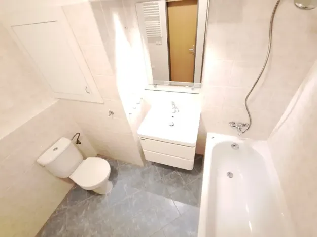 Prodej bytu 2+kk, Zlín, Podlesí V, 52 m2