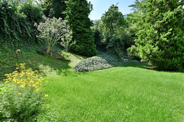 Pronájem bytu 1+kk, Praha - Smíchov, Na Březince, 30 m2