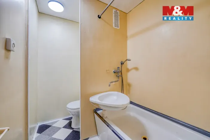 Pronájem bytu 1+kk, Plzeň - Bolevec, Tachovská, 27 m2