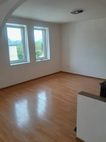 Pronájem bytu 2+1, Jablonné v Podještědí, Máchova, 46 m2