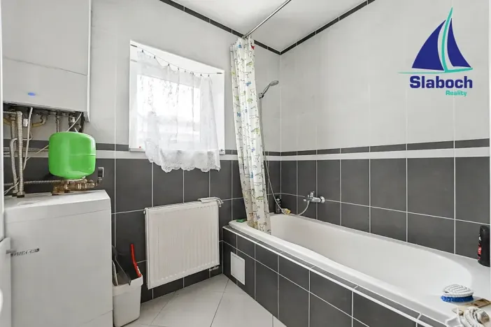 Prodej rodinného domu, Praha - Satalice, K cihelně, 220 m2