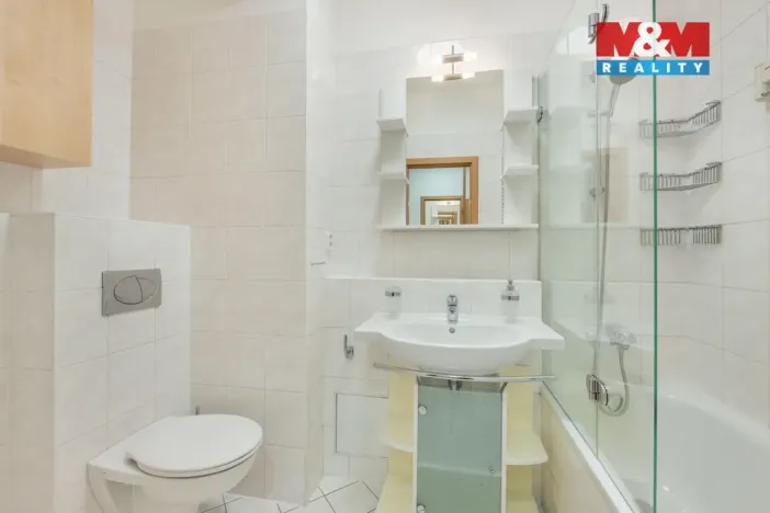 Pronájem bytu 2+kk, Praha, Voskovcova, 48 m2