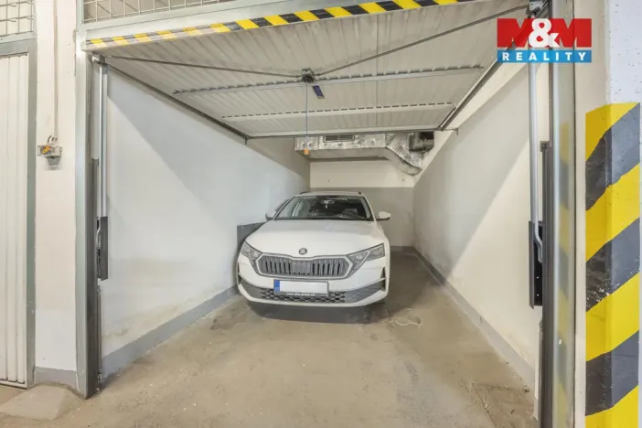 Pronájem bytu 2+kk, Praha, Voskovcova, 48 m2