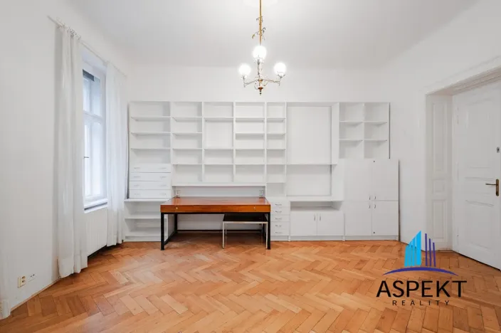 Pronájem bytu 2+1, Praha - Vinohrady, Lužická, 66 m2