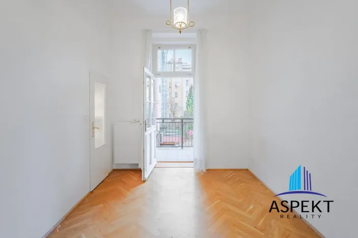 Pronájem bytu 2+1, Praha - Vinohrady, Lužická, 66 m2