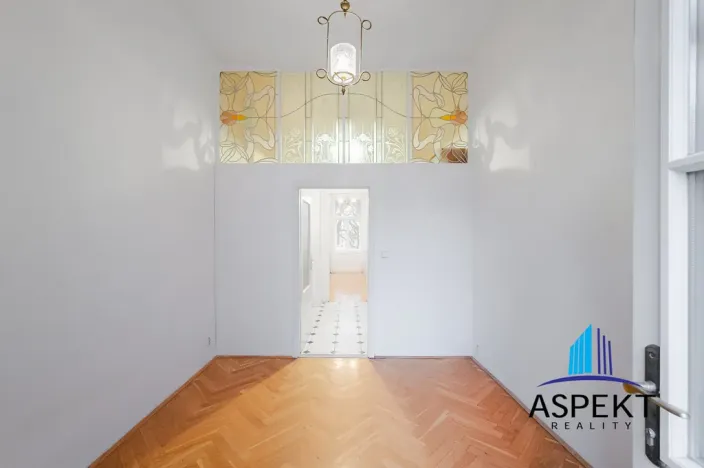 Pronájem bytu 2+1, Praha - Vinohrady, Lužická, 66 m2