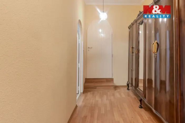 Prodej rodinného domu, Uherské Hradiště, U Stadionu, 300 m2