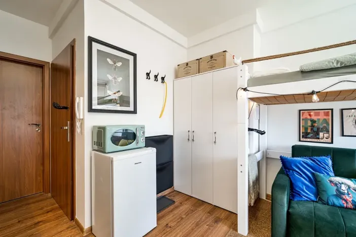 Pronájem bytu 1+kk, Praha - Hloubětín, Kukelská, 20 m2