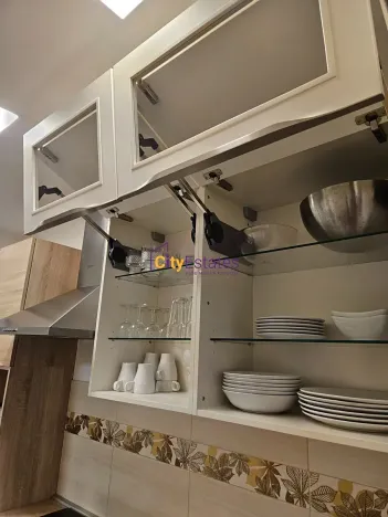 Pronájem bytu 1+kk, Praha - Vršovice, Karpatská, 28 m2