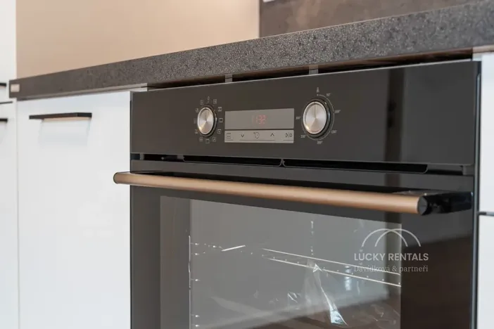 Pronájem bytu 1+kk, Praha - Chodov, Líbalova, 32 m2