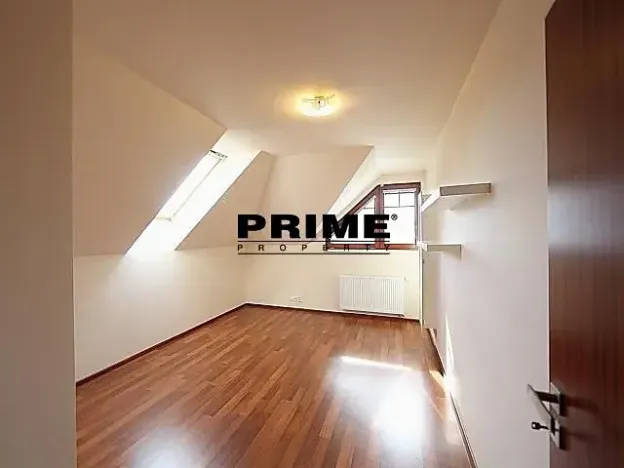 Pronájem rodinného domu, Průhonice, Pod Valem II., 320 m2