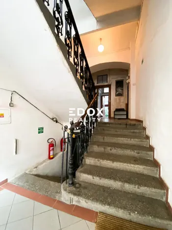 Prodej bytu 2+kk, Praha - Smíchov, U Santošky, 39 m2