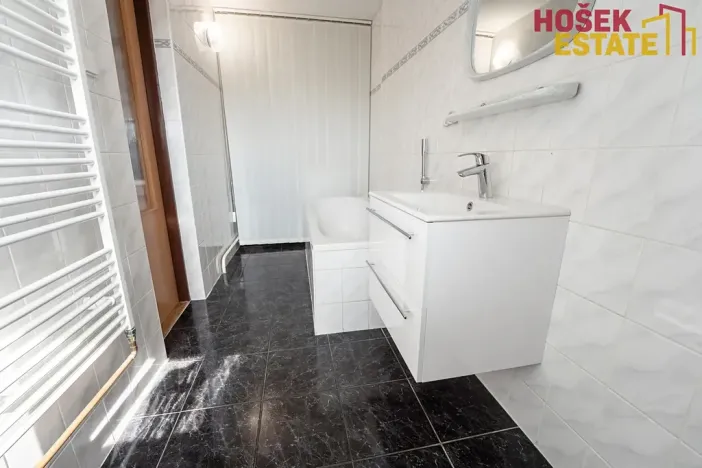 Prodej bytu 3+1, Tvarožná Lhota, 81 m2