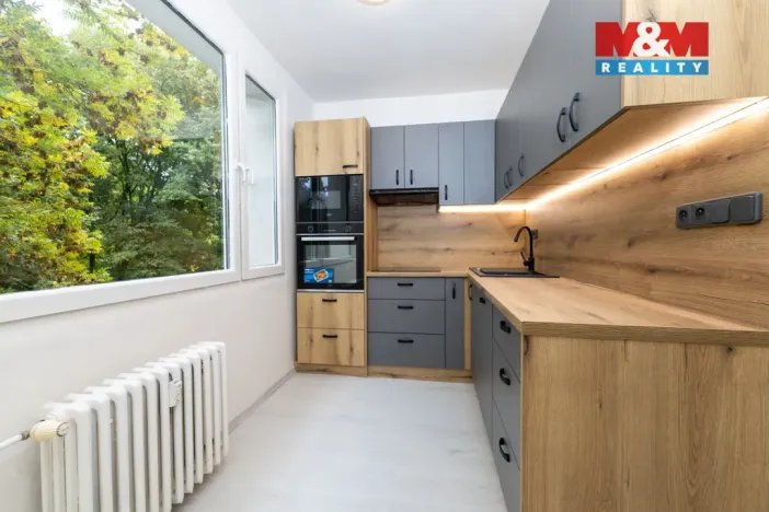 Prodej bytu 3+1, Chomutov, 17. listopadu, 78 m2