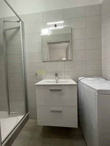 Pronájem bytu 1+1, Brno, Úvoz, 36 m2