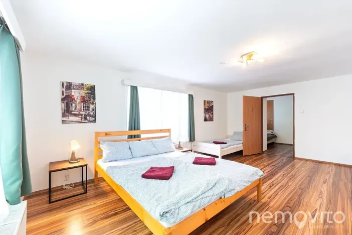 Prodej vícegeneračního domu, Lobeč, 340 m2