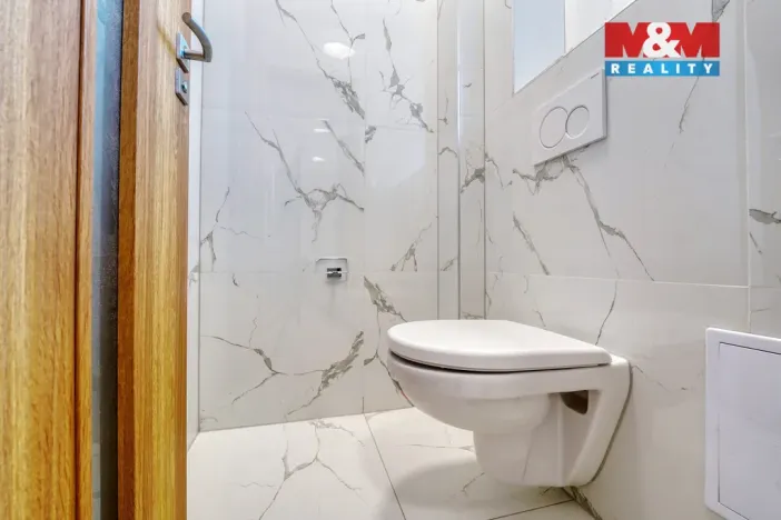 Pronájem bytu 1+1, Plzeň - Jižní Předměstí, Husova, 35 m2