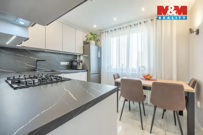 Prodej bytu 3+1, Slaný, Pražská, 68 m2