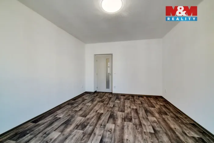 Prodej bytu 4+1, Cheb, Májová, 121 m2