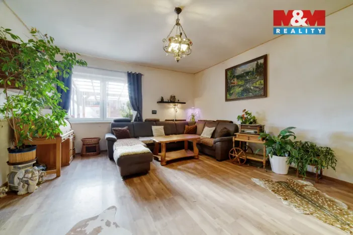 Prodej rodinného domu, Broumov, 183 m2