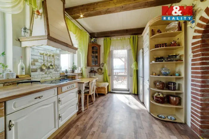 Prodej rodinného domu, Broumov, 183 m2