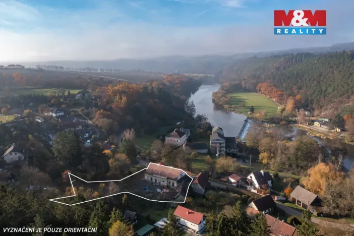 Prodej restaurace, Zvíkovec, 275 m2