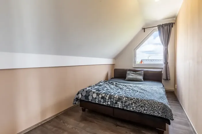 Prodej bytu 3+kk, Nupaky, U Školky, 73 m2