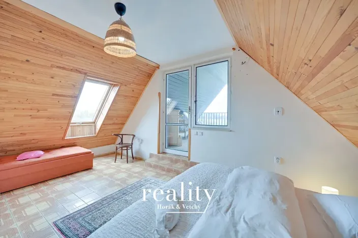 Prodej rodinného domu, Hodonice, 480 m2