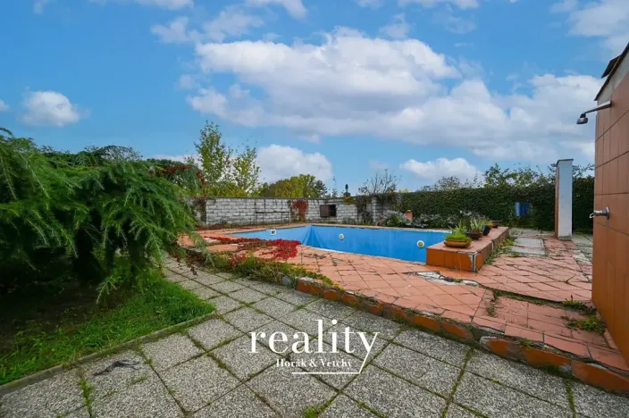 Prodej rodinného domu, Hodonice, 480 m2