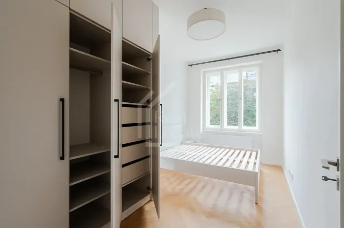 Pronájem bytu 2+kk, Praha - Vinohrady, Vinohradská, 45 m2