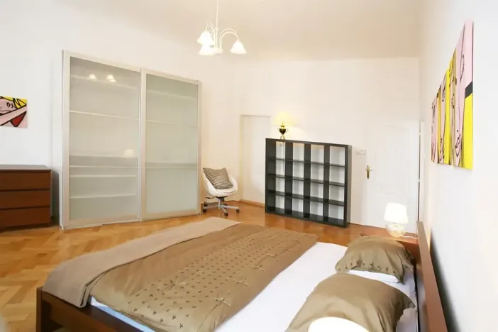 Pronájem bytu 4+1, Praha - Nové Město, Biskupská, 132 m2