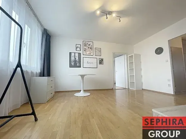 Pronájem bytu 4+1, Praha - Bohnice, Feřtekova, 79 m2