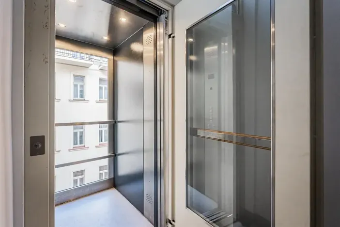 Pronájem bytu 3+kk, Praha - Nové Město, Soukenická, 108 m2