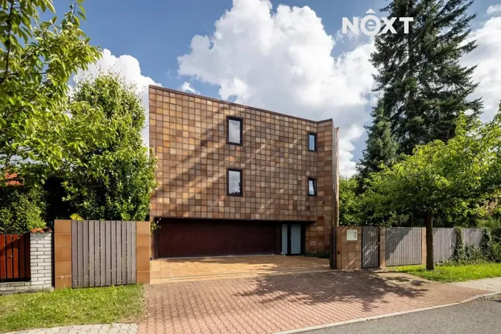 Prodej rodinného domu, Praha - Šeberov, K Safině, 417 m2