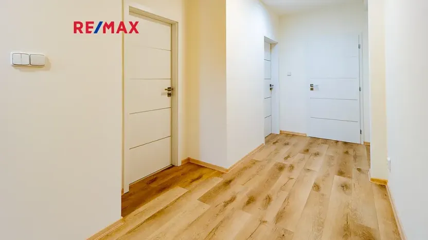 Prodej bytu 2+1, Česká Lípa, Škroupovo náměstí, 75 m2