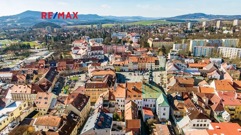 Prodej bytu 2+1, Česká Lípa, Škroupovo náměstí, 75 m2