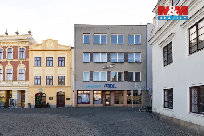 Prodej kanceláře, Bruntál, nám. Míru, 720 m2