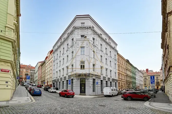 Pronájem obchodního prostoru, Praha - Vršovice, Černomořská, 364 m2