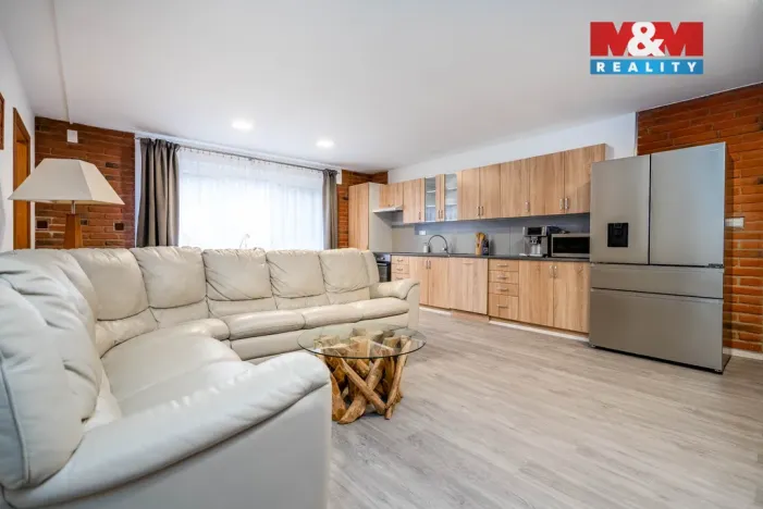 Prodej rodinného domu, Horní Třešňovec, 847 m2