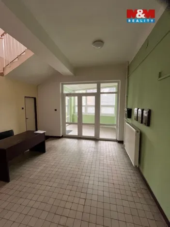 Pronájem kanceláře, Bruntál, Rýmařovská, 600 m2