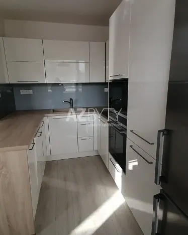 Pronájem bytu 2+kk, Praha - Bohnice, Toruňská, 68 m2